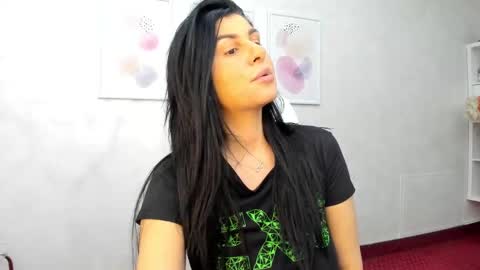 Snapshot of patriciakeys chatting on 02/15/25, 10:33 Patricia online show from 02/15/25, 10:33