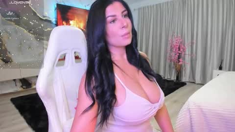 Patricia online show from 01/12/26, 04:50