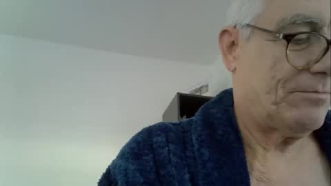 patrick5275 online show from 10/15/25, 08:47