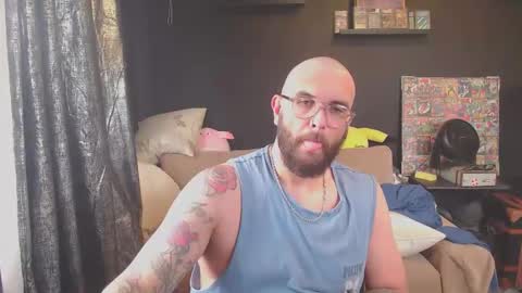 patrickmorris92 online show from 04/15/26, 08:21