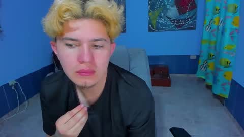 .... online show from 09/14/25, 06:01