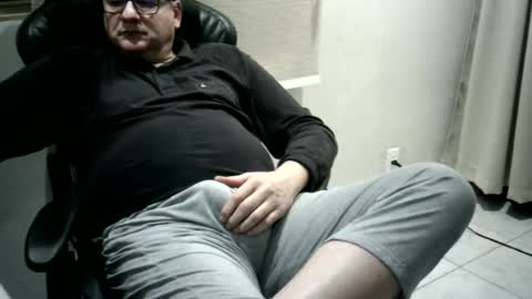 Snapshot of pattrom chatting on 06/29/26, 12:39 Patrom online show from 06/29/26, 12:39