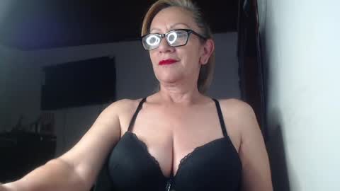 Snapshot of patty_sexy69 chatting on 05/23/26, 11:20 Patty online show from 05/23/26, 11:20