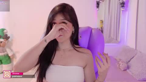 Sofa online show from 12/14/25, 04:40