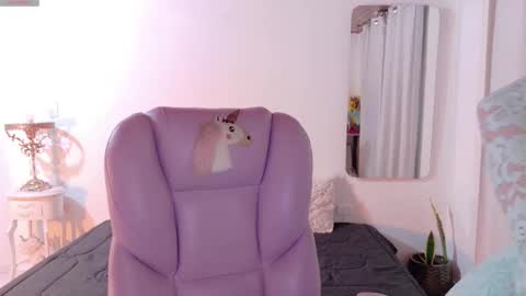 Sofa online show from 03/26/26, 06:46