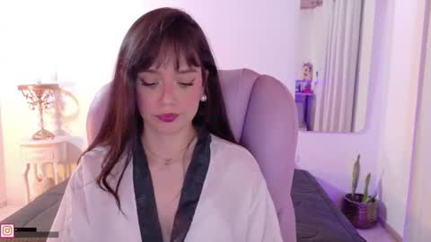 Sofa online show from 04/17/26, 04:37