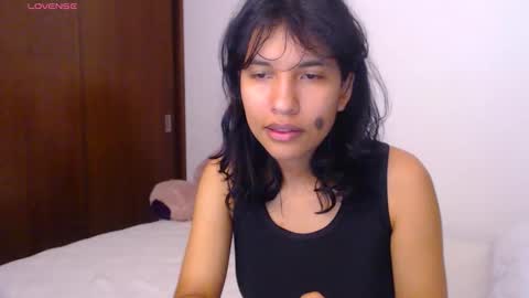 Paulina        online show from 10/24/25, 04:36