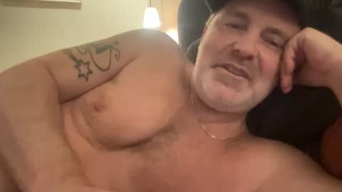 HipsterdadUK online show from 01/17/26, 02:38