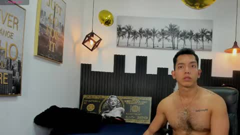 Snapshot of paul_cros chatting on 06/14/26, 11:23 paul_cros online show from 06/14/26, 11:23