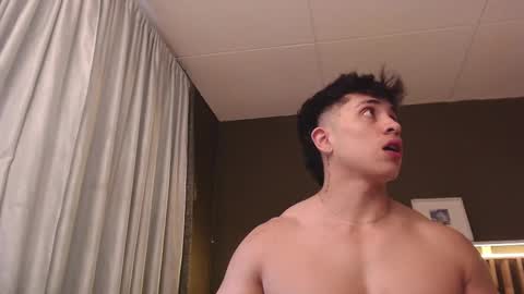 Paul online show from 10/08/25, 01:31