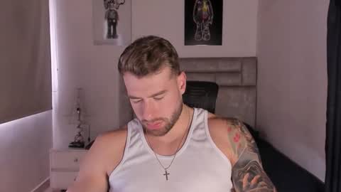 PAUL ROGER online show from 10/26/25, 08:37