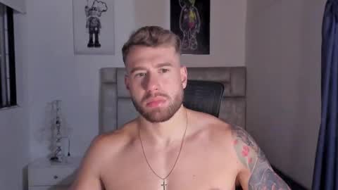 PAUL ROGER online show from 10/31/25, 07:42