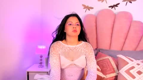 Paula   online show from 12/14/25, 02:17