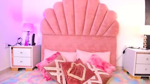 Paula   online show from 03/06/26, 12:01