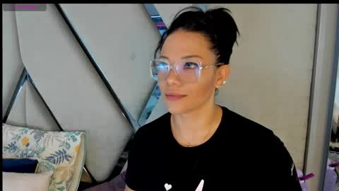 Paula online show from 02/17/25, 10:47