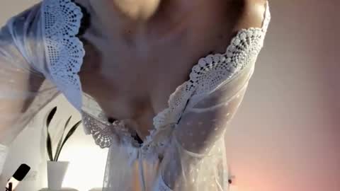 Paula perez - online show from 10/04/25, 04:10