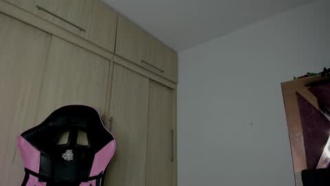 paula princexx online show from 12/17/24, 05:29