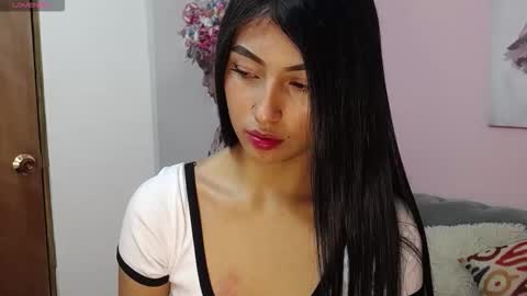 Snapshot of paula_rendon chatting on 11/29/25, 12:41 Pau online show from 11/29/25, 12:41