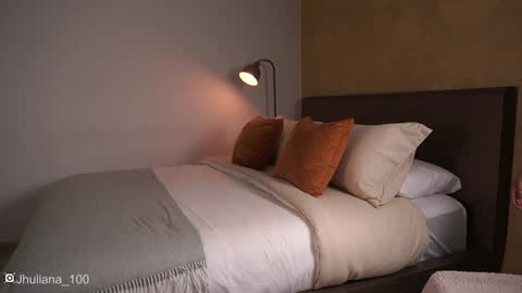 Paula online show from 01/30/25, 09:04