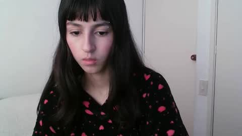 Snapshot of paulainblue chatting on 01/26/25, 09:29   online show from 01/26/25, 09:29