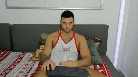 paulblack021 online show from 03/05/25, 09:48