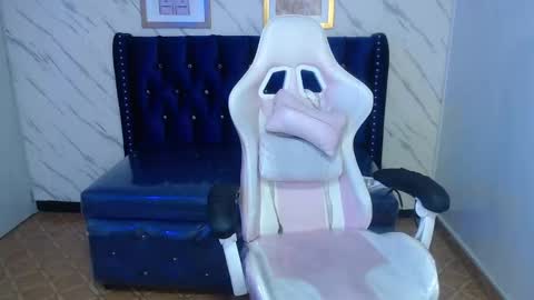 Live 800am 200pm COLOMBIAN HOUR online show from 02/14/25, 04:31