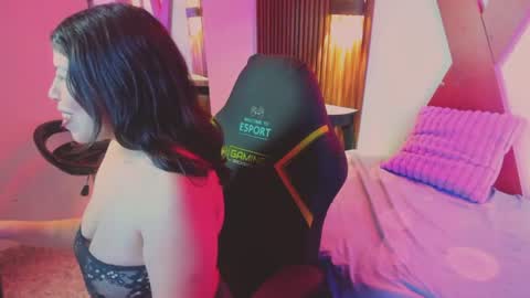Snapshot of paulina07_ chatting on 06/30/26, 12:55 paulina07_ online show from 06/30/26, 12:55