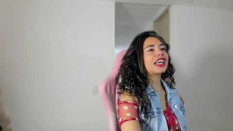 paulina online show from 12/19/24, 08:34