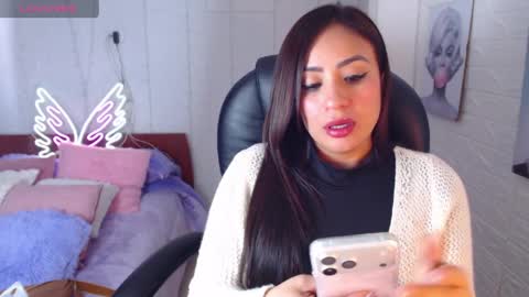 paulina online show from 04/01/26, 05:10