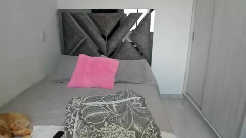 Paulina online show from 02/27/26, 08:09