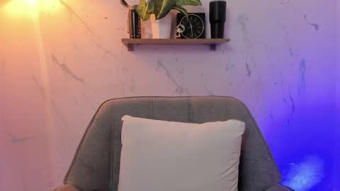 Snapshot of paulina_lopezz chatting on 09/19/25, 02:07 PAULINA online show from 09/19/25, 02:07