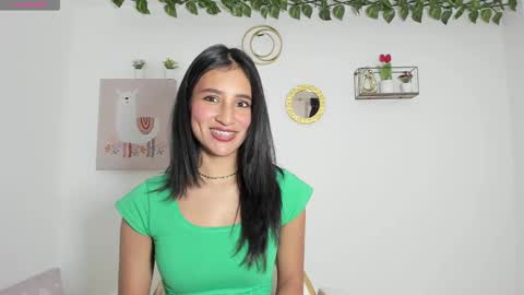 paulina moos 1 online show from 01/31/25, 08:22