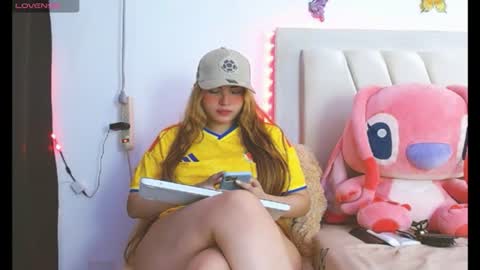 Snapshot of paulina_quintero18 chatting on 06/28/26, 05:13 Pau online show from 06/28/26, 05:13