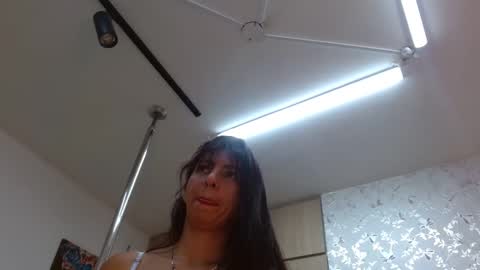 Paulina Rubio online show from 02/03/25, 07:21