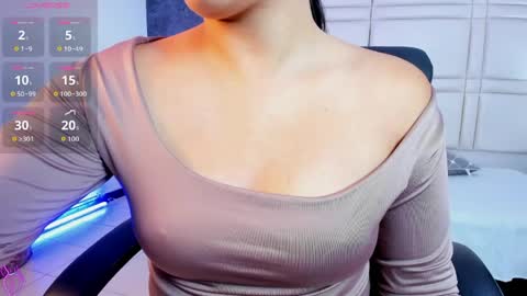 Paulina  online show from 04/04/26, 12:02