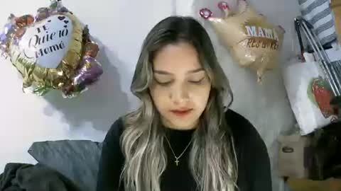Snapshot of paulina_x_x chatting on 05/03/26, 10:38 paulina_x_x online show from 05/03/26, 10:38
