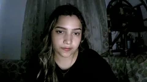 Snapshot of paulina_x_x chatting on 06/28/26, 06:19 paulina_x_x online show from 06/28/26, 06:19