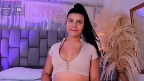 Paulina Belle online show from 07/22/26, 02:20