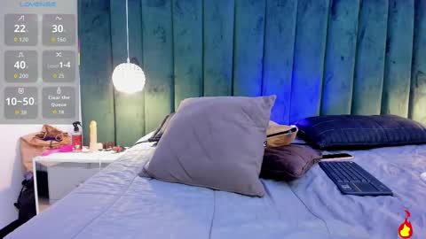 Paulina online show from 10/06/25, 03:20