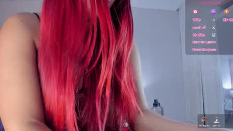 PaulinaSaennz online show from 12/22/25, 12:57