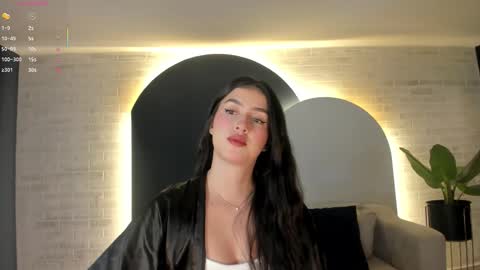 Paulina Santos  online show from 11/07/25, 07:36