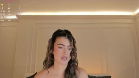 Paulina Santos  online show from 03/04/26, 08:15