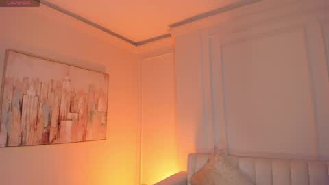 Paulina Santos  online show from 04/07/26, 07:14