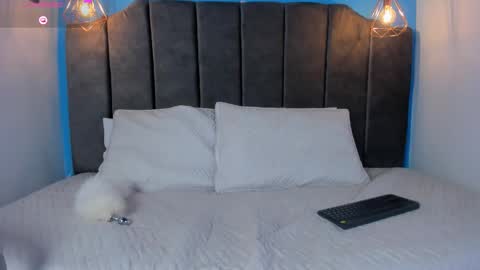 paulinasilver online show from 03/10/26, 01:05