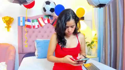 Snapshot of paulinavera chatting on 06/29/26, 02:17 paulinavera online show from 06/29/26, 02:17