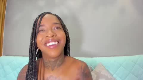 Pauline online show from 09/12/25, 01:38