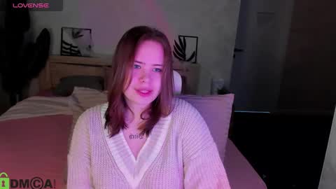 Erica online show from 10/25/25, 01:13