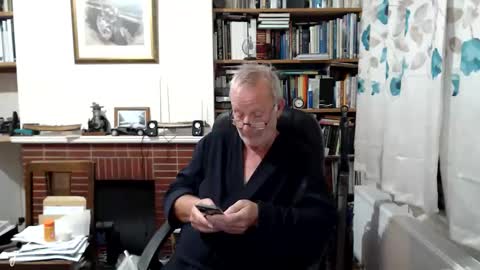 Hi Im Paul online show from 10/30/25, 07:58