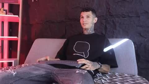 Paulo online show from 02/14/26, 09:00