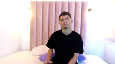 paulo_ribeiro33 online show from 04/27/26, 06:28